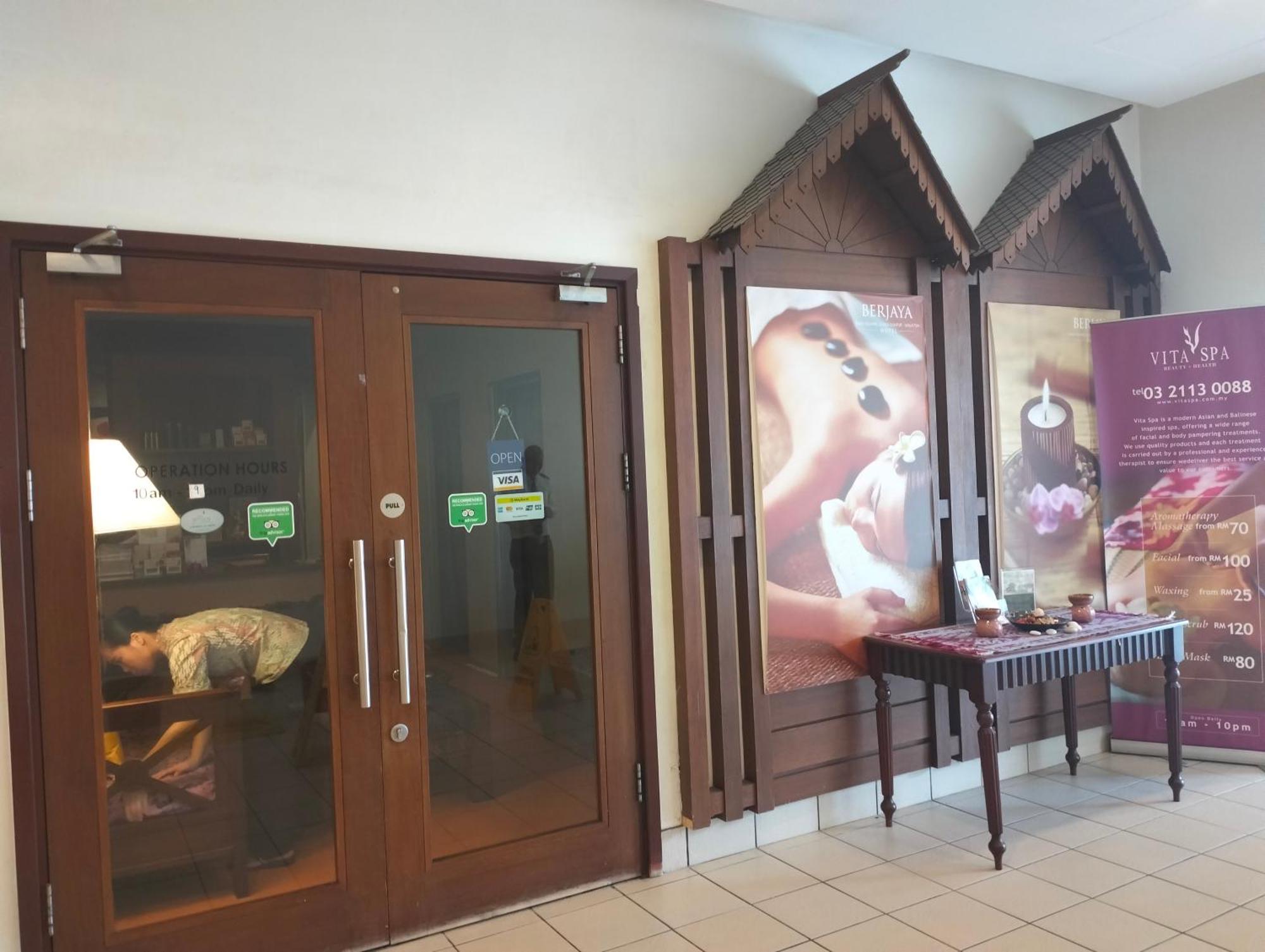 Berjaya Times Square Service Suite By Luna Kuala Lumpur Exteriér fotografie